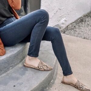 #03-STEVE MADDEN Ally Snake Embossed Preppy Tan/Brown Mobwife Slip-on Mules